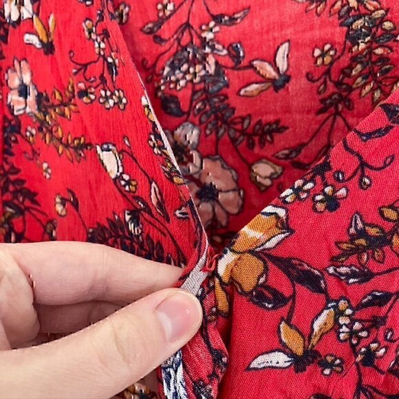 XHILARATION Coral Red Multi Floral Long Bell Flare Sleeve Wrap Surplice Romper S - Picture 6 of 12